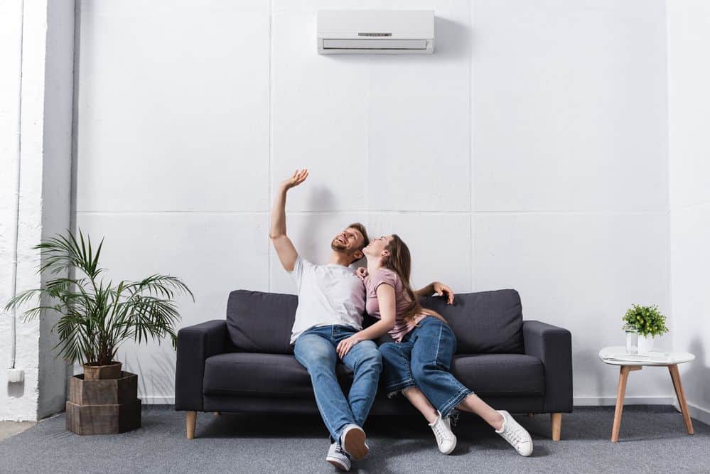 Klimaanlage im Wohnzimmer (de.depositphotos.com)
